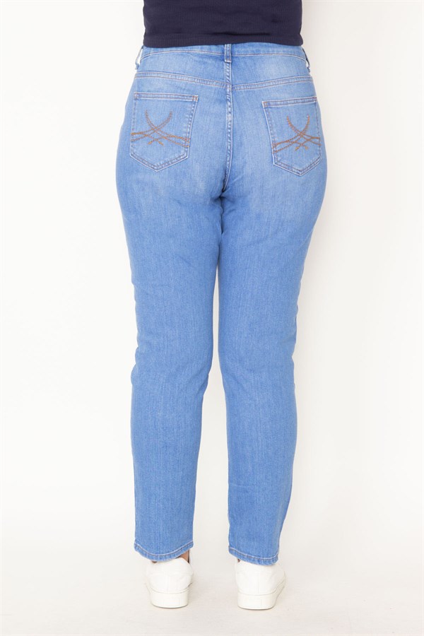 Kadın Mavi Yıkama Efektli Kot Pantolon 65N31281