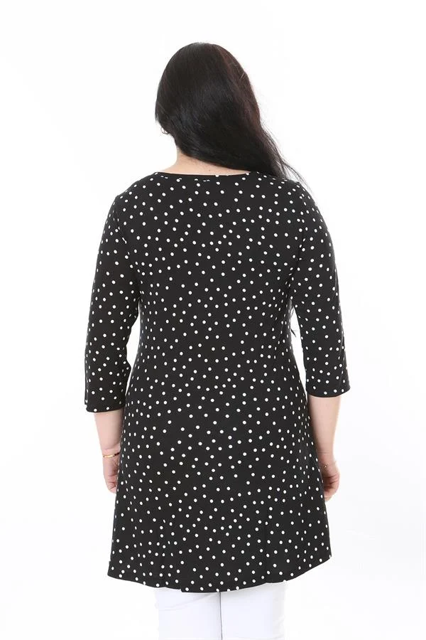 Kadın Büyük Beden Siyah Puan Desenli Kapri Kollu Bluz 65N38010