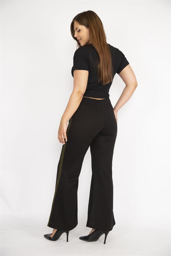 Kadın Siyah Büyük Beden Yırtmaç Detaylı Geniş Paçalı Yan Şeritli Eşofman Alt