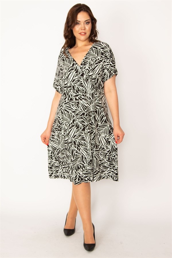 Kadın Siyah Anvelop Yakalı Düşük Kol Elbise 65N33463