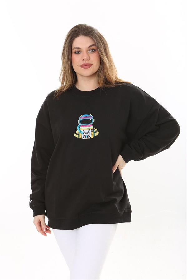 Kadın Büyük Beden Siyah Pamuk Kumaş Nakışlı Sweatshirt 65N37617