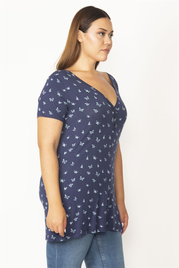 Kadın Lacivert Ön Pat Düğmeli V Yakalı Kelebek Desenli Bluz 65N27850