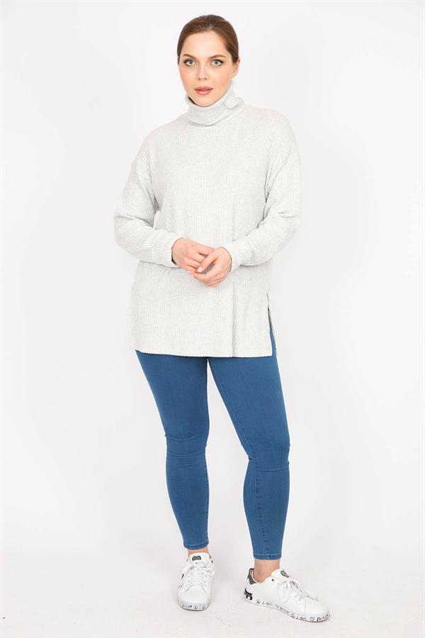 Kadın Gri Büyük Beden Boğazlı Yaka Yumoş Kumaş Kendinden Çizgili Tunik