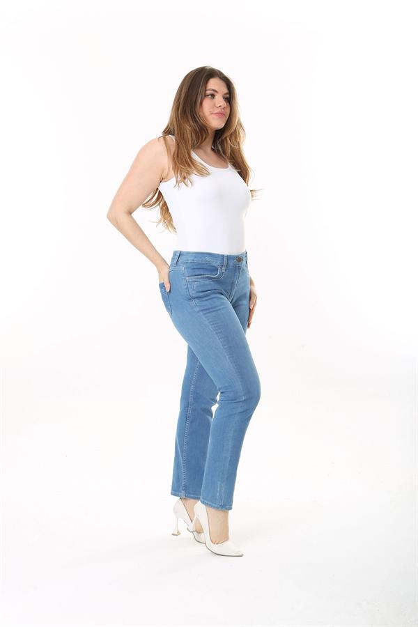 Kadın Büyük Beden Mavi Likralı 5 Cepli Kot Pantolon 65N37482