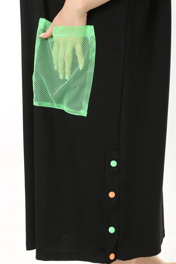 Kadın Büyük Beden Siyah File Ve Süs Düğme Detaylı Rahat Kesim Elbise 65N37859