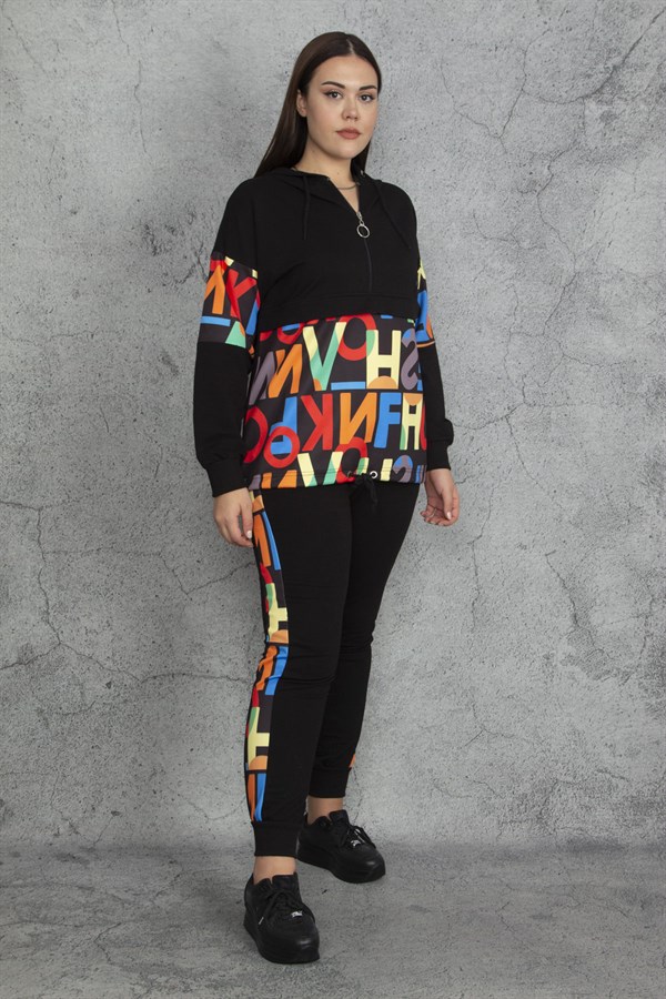 KAPŞONLU FERMUAR VE BASKI DETAYLI KUŞGÖZLÜ SWEATSHİRT PANTOLON TAKIM