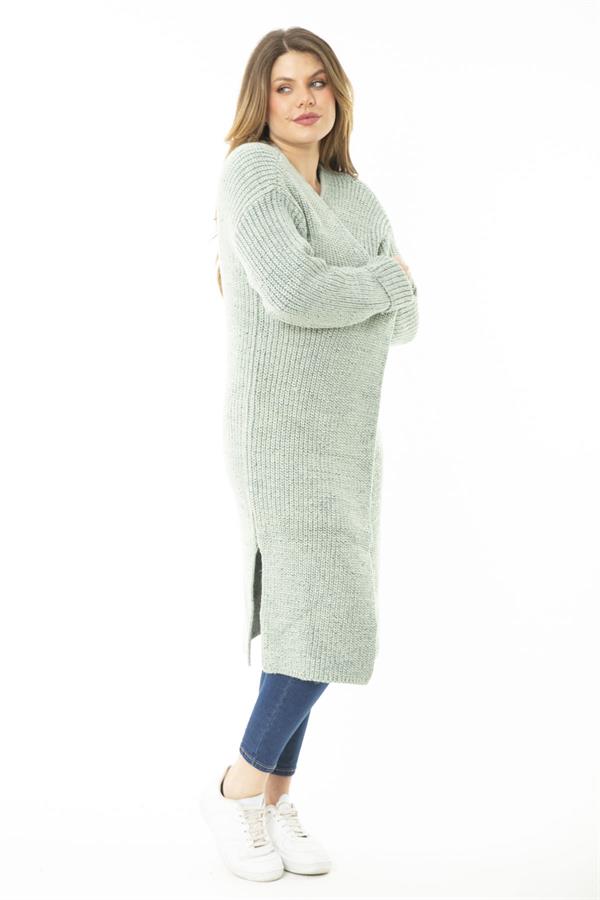 Kadın Büyük Beden Yeşil Yırtmaçlı Kalın Triko Uzun Hırka 65N37140