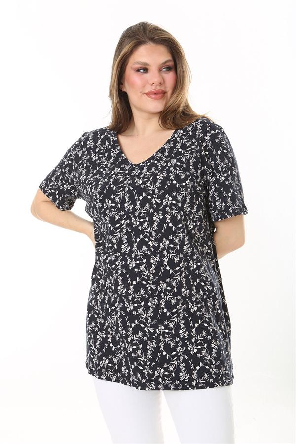 Kadın Büyük Beden Lacivert V Yakalı Çiçek Desenli Kısa Kol Bluz 65N37900