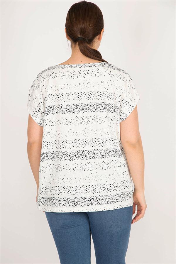 Kadın Bebe Mavisi Büyük Beden Pamuklu Kumaş Düşük Kol Desenli Bluz