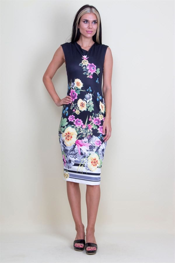 V-NECKED FLORAL PATTERNED DRESS