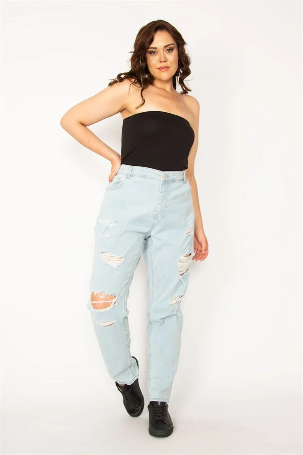 Kadın Mavi Yıkama Efektli Yırtık Detaylı Kot Pantolon 65N33945