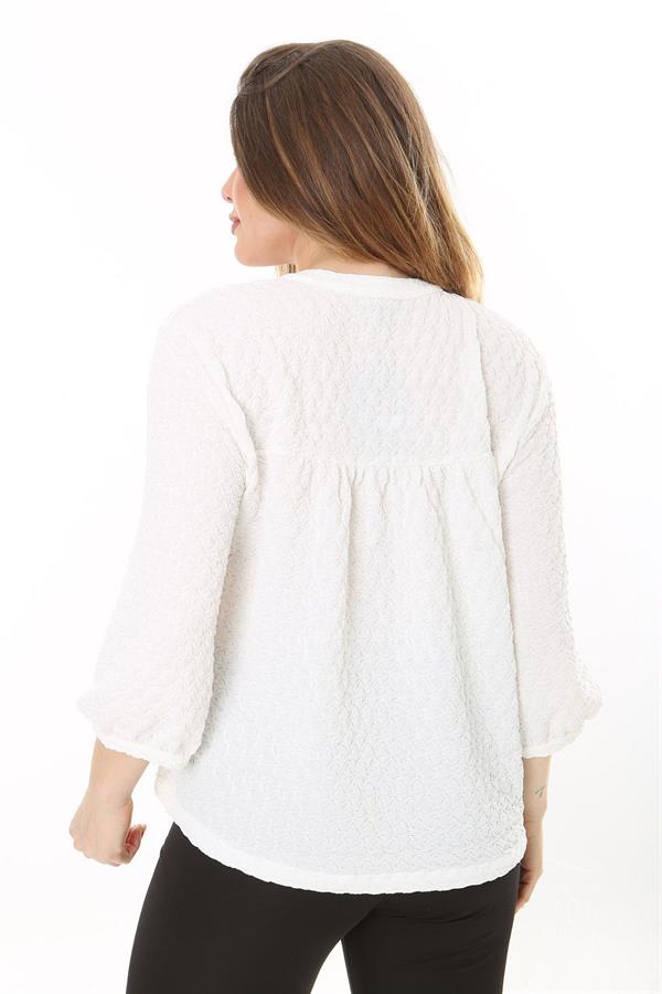 Kadın Büyük Beden Kemik Kendinden Desenli Gofre Kumaş Yaka Bağcıklı Kapri Kollu Bluz 65N37579