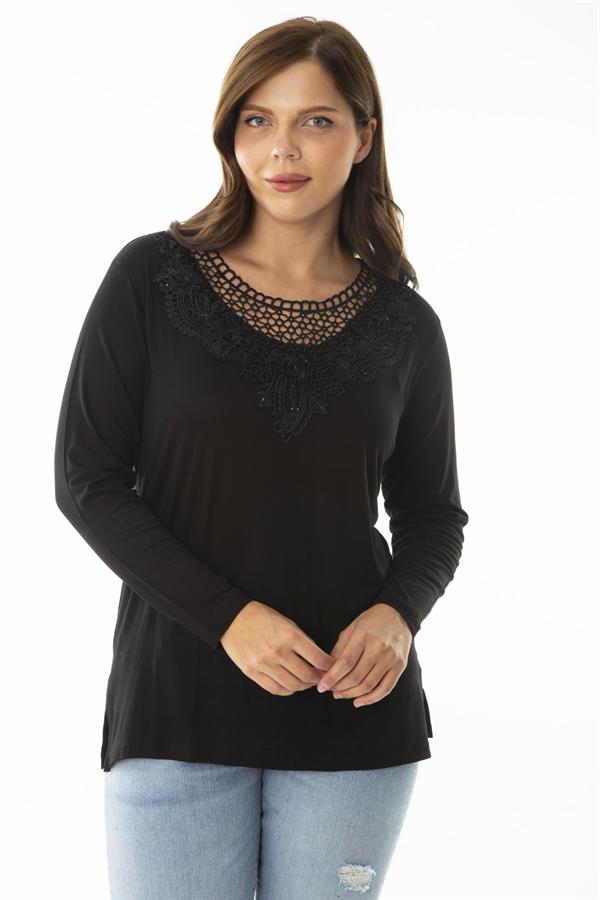 Kadın Büyük Beden Siyah Yakası Dantel Detaylı Uzun Kollu Bluz 65N36866