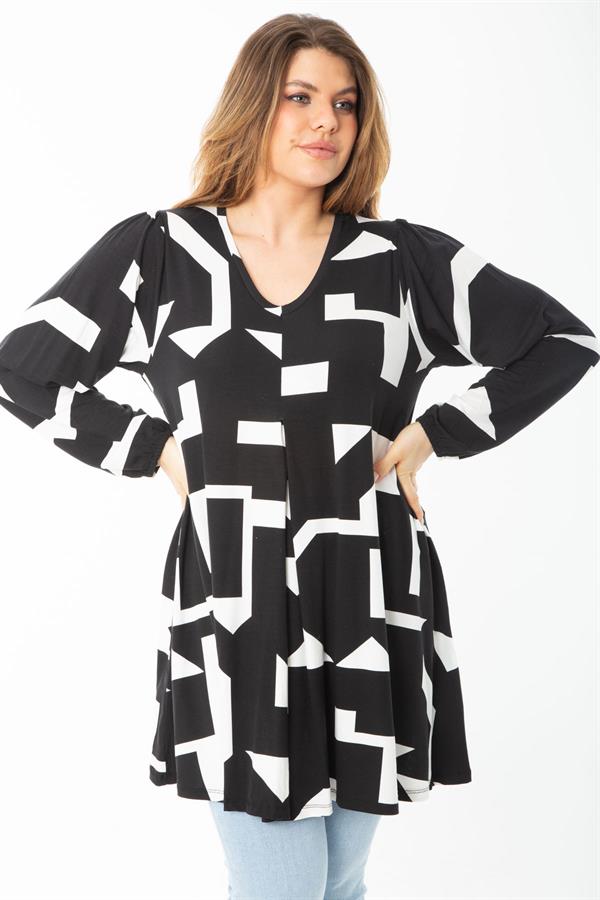 Kadın Büyük Beden Siyah Önü A Pileli V Yakalı Uzun Kollu Tunik 65N37437