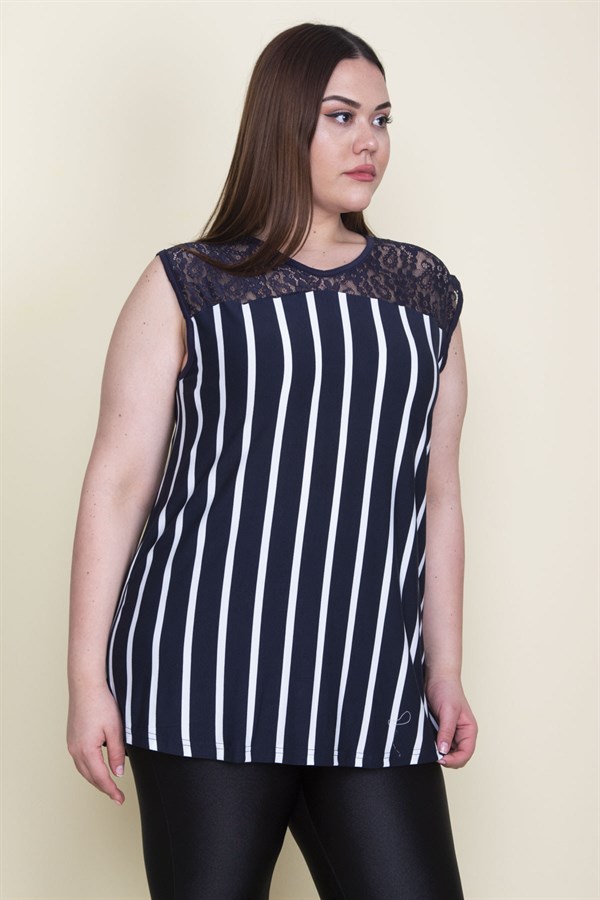 Kadın Lacivert Roba Dantelli Çizgili Bluz 65N25567