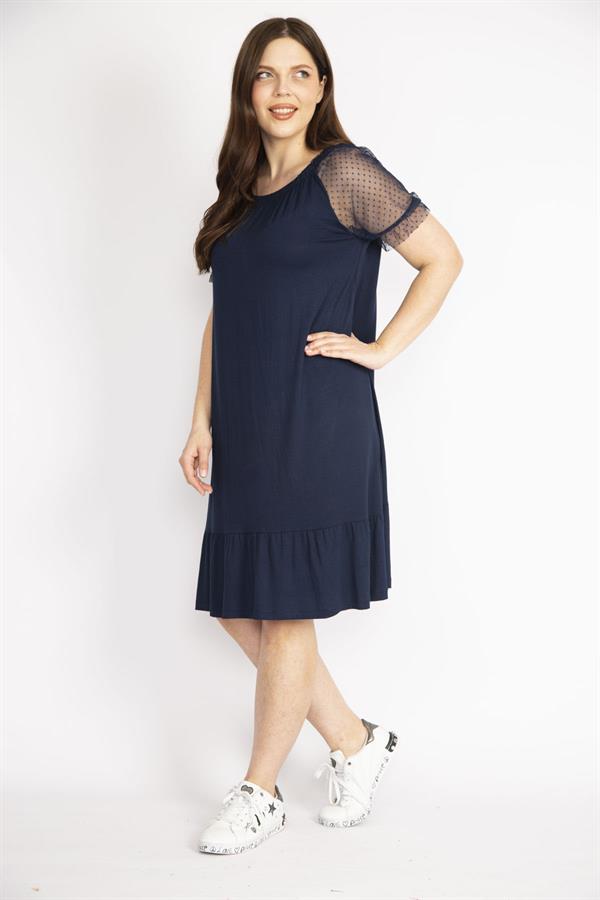 Kadın Kırmızı Büyük Beden Kolları Tül Yakası Lastik Detaylı Etek Ucu Katlı Elbise