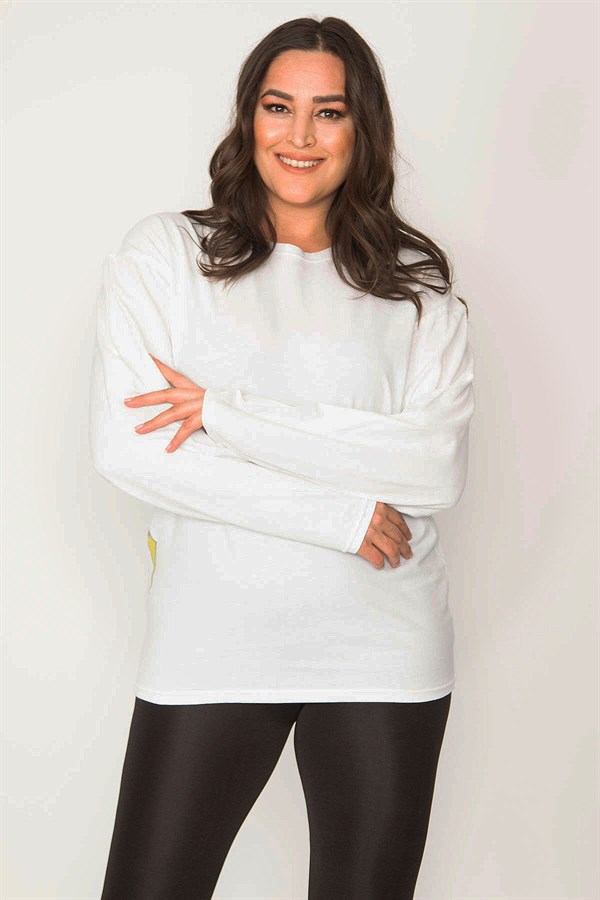 Kadın Kemik Pamuklu Kumaş Bisiklet Yakalı Sırt Baskı Detaylı Sweatshirt 65N31024