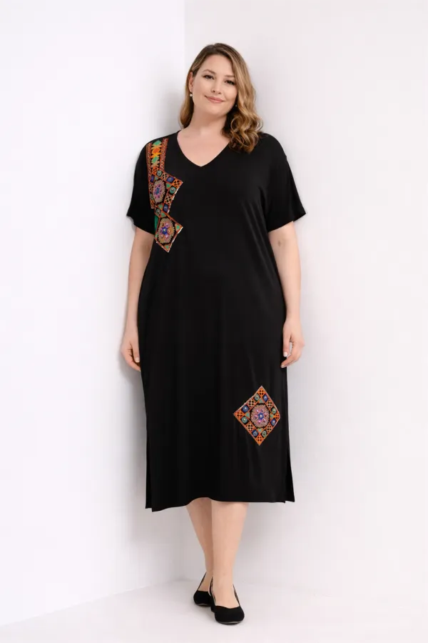 Kadın Büyük Beden Siyah, Nakış Rahat Kesim Elbise 65N39442
