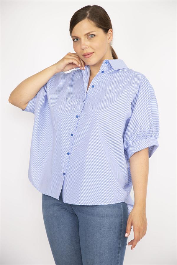 Kadın Büyük Beden Mavi Arkası Yırtmaç Ve Bağcık Detaylı Ön Düğmeli Gömlek 65N36794