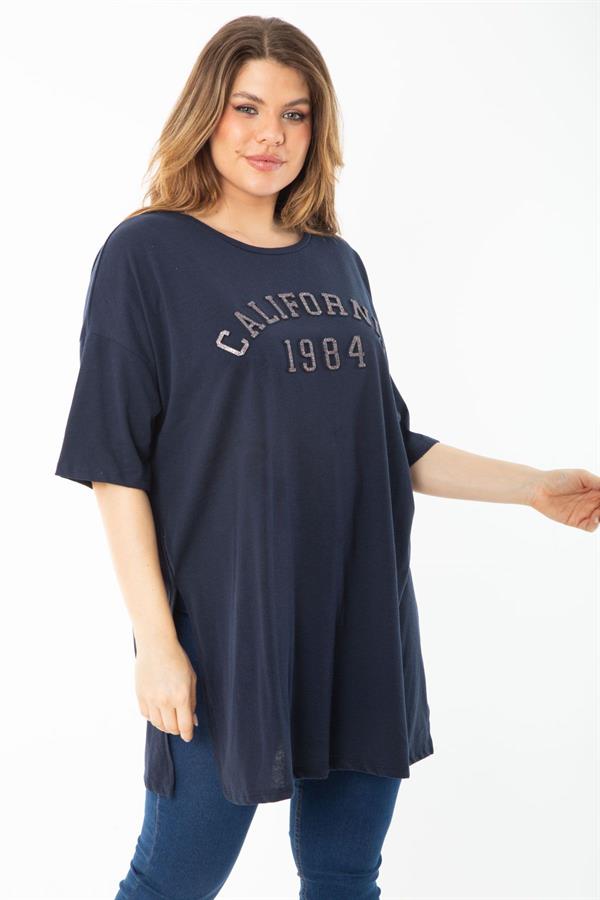 Kadın Büyük Beden Lacivert Taş Ve Sim Detaylı Yan Yırtmaçlı Bluz 65N37458