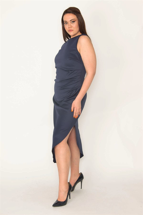 ROBE BLEU MARINE POUR FEMME AVEC PLIS À LA TAILLE ET FERMETURE ÉCLAIR DOS CACHÉE