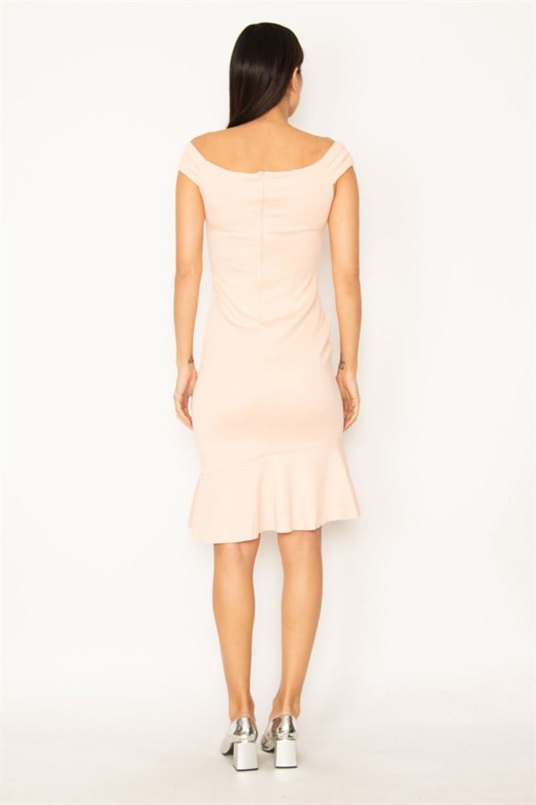 ROBE POUR FEMME À VOLANTS ET COL DÉTAILLÉS