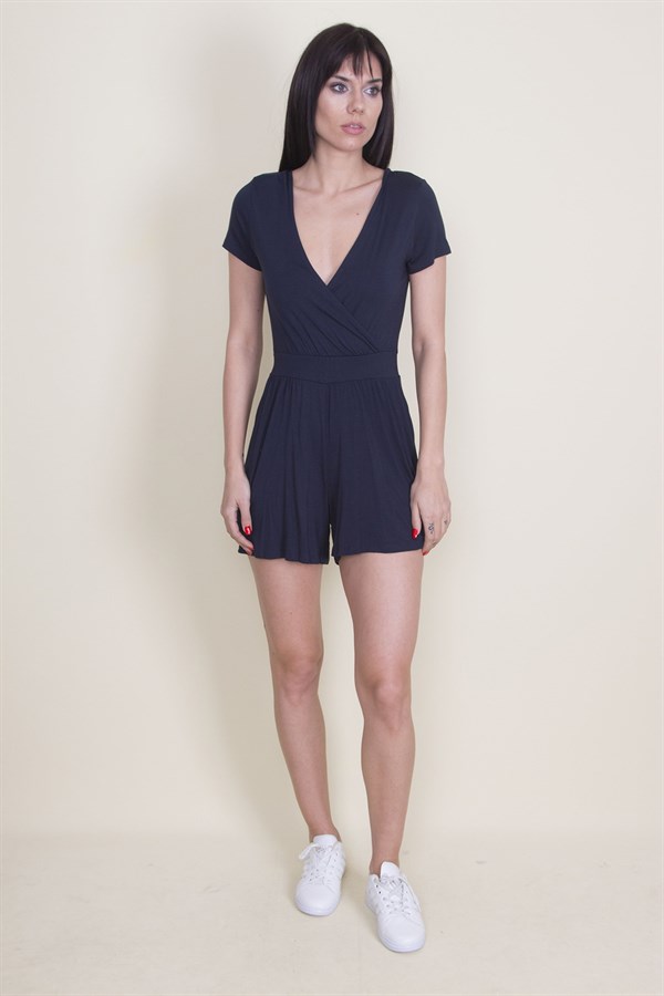 COMBINAISON SHORT COURT BLEU MARINE POUR FEMME AVEC COL ENVELOPPÉ ET DOS DÉTAILLÉ