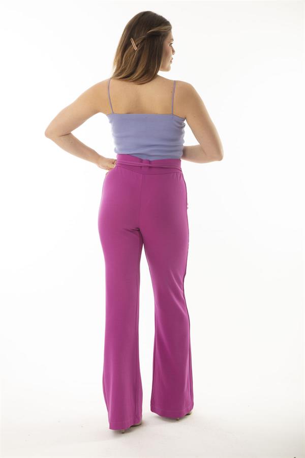 Kadın Büyük Beden Fujya Beli Lastik Ve Metal Tokalı Bağcık Detaylı Geniş Paça Pantolon 65N36998