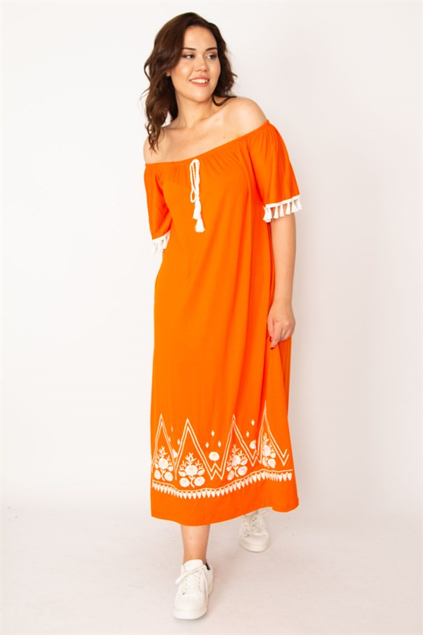 Kadın Kırmızı Karmen Yaka Nakış Ve Püskül Detaylı Uzun Elbise 65N33437