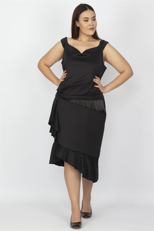 Kadın Siyah Bel Ve Etek Detaylı Elbise 65N19618