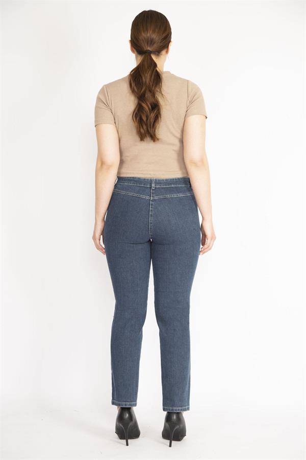 Kadın Büyük Beden Lacivert Ön Cepli Likralı Kot Pantolon 65N36986