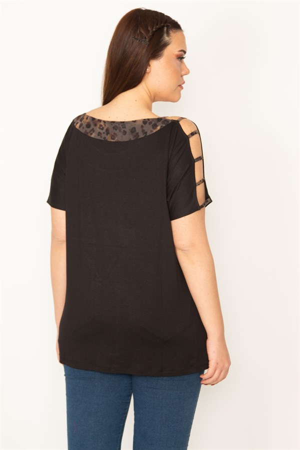 KADIN SİYAH KOL DEKOLTELİ YAKA GARNİ DETAYLI BLUZ