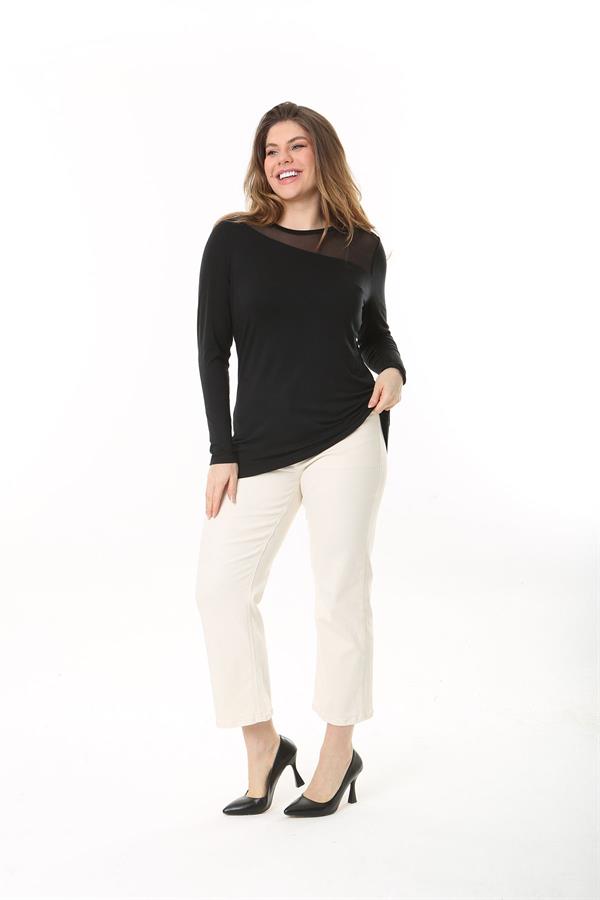 Kadın Büyük Beden Siyah Ön Ve Arka Yakası Tül Detaylı Uzun Kollu Bluz 65N37538