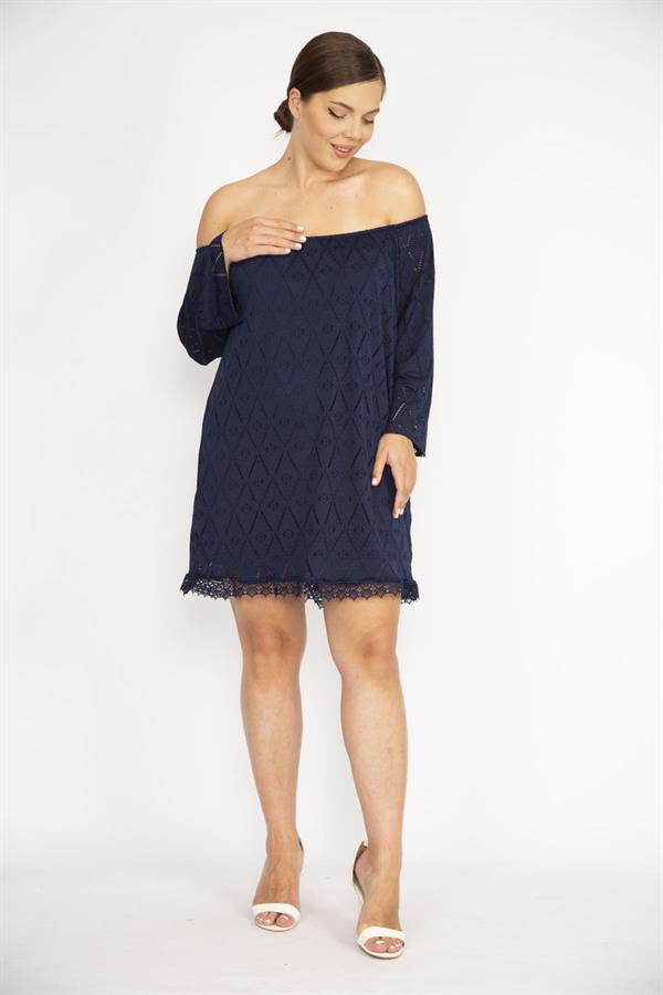 Kadın Büyük Beden Lacivert Delikiş Kumaş Yakası Lastikli Astarlı Tunik