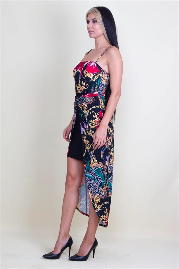 DRESS WITH STRAP FRONT DETAILED