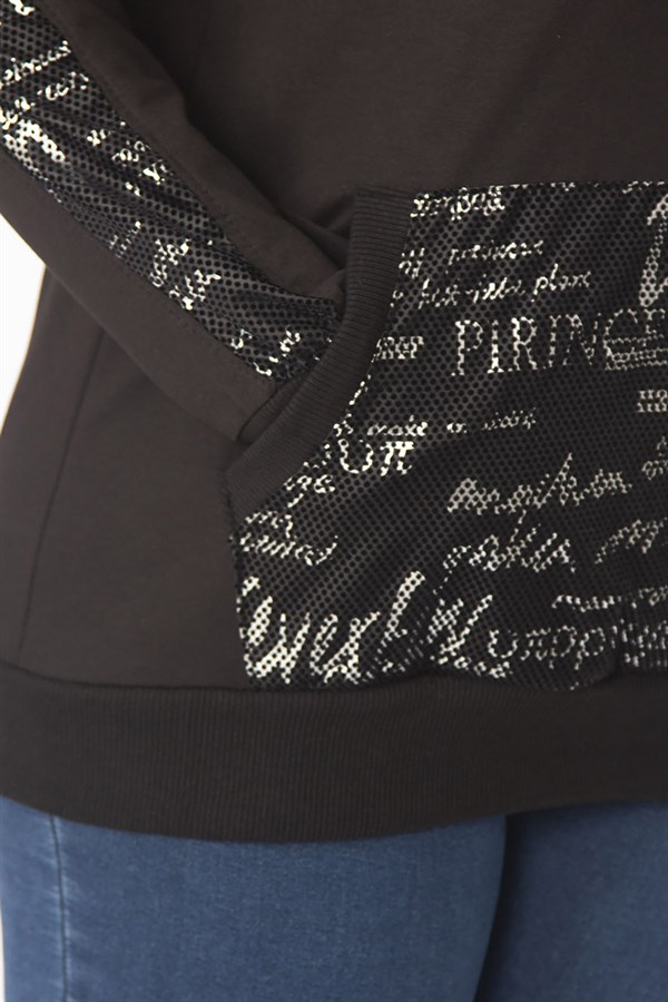 Kadın Siyah Lak Baskı Ve File Detaylı Kapşonlu Kanguru Cepli Sweatshirt 65N28358