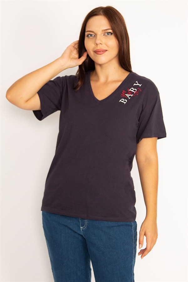 Kadın Lacivert V Yakalı Nakış Detaylı Bluz 65N34573