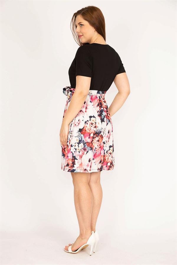 Kadın Siyah Büyük Beden Anvelop Yakalı Beli Kuşaklı Elbise