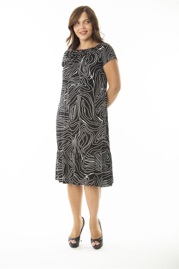 Kadın Büyük Beden Siyah Dokuma Viskon Kumaş Yakası Lastikli Etek Ucu Katlı Elbise 65N36909