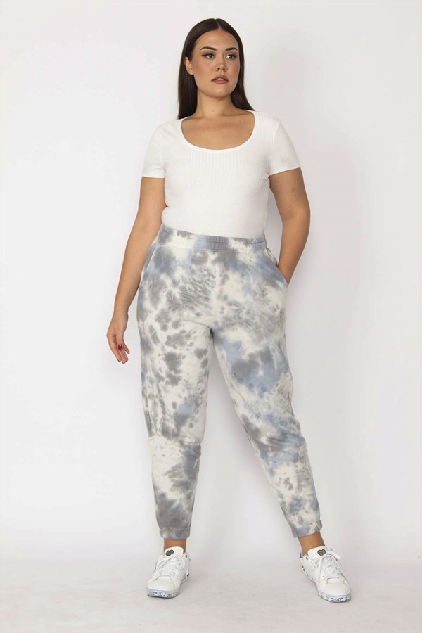 Kadın Gri İçi Şardonlu 3 İplik Kumaş Bel Ve Paça Lastikli Batik Desenli Pantolon 65N29150