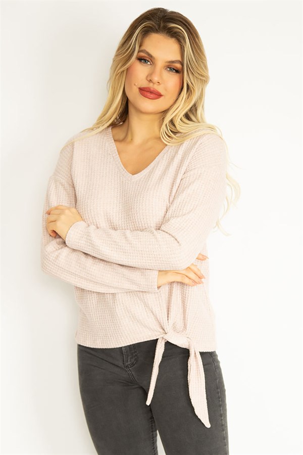 Kadın Gri V Yakalı Kabartma Desenli Ön Bağcıklı Bluz 65N35168