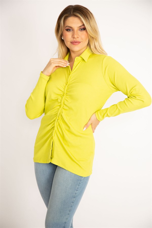 Kadın Siyah Ön Düğmeli Büzgü Detaylı Likralı Bluz 65N34856