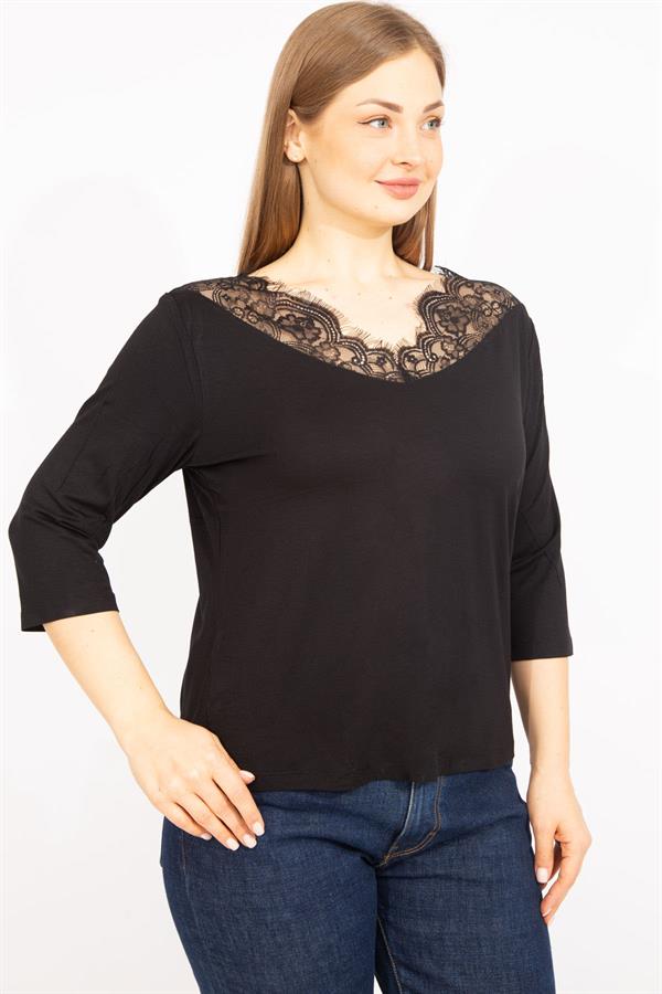 Kadın Siyah Büyük Beden Dantel Detaylı Bluz 65N35576