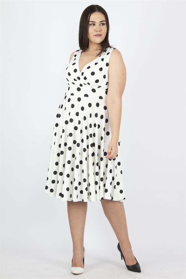 Kadın Siyah Puan Desenli Anvelop Arka Bel Lastik Detaylı Elbise 65N19620