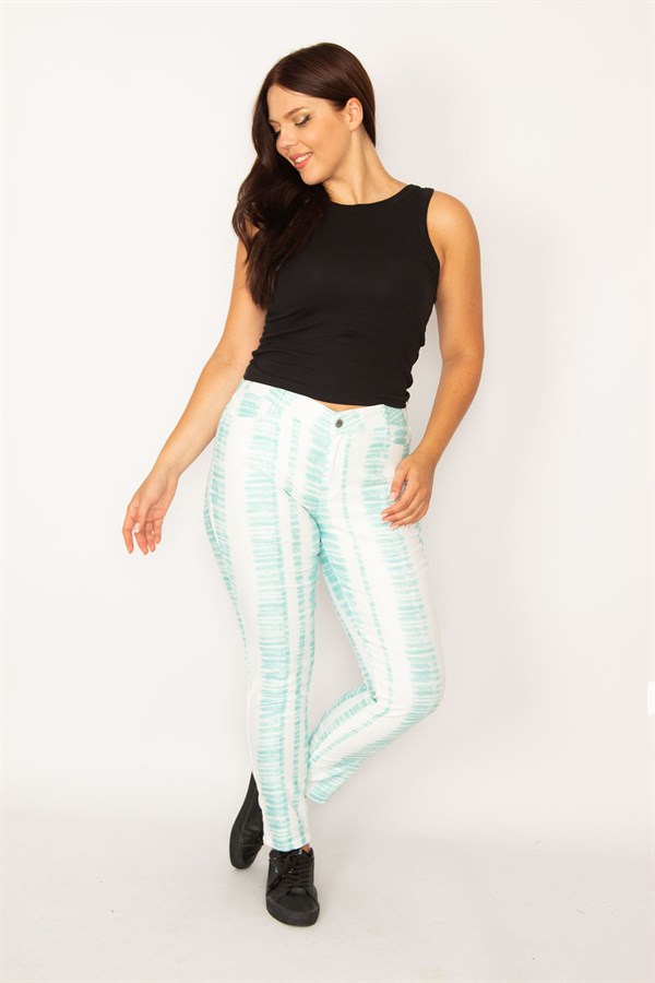 Kadın Yeşil Batik Desenli Likralı 5 Cep Kot Pantolon 26A34146