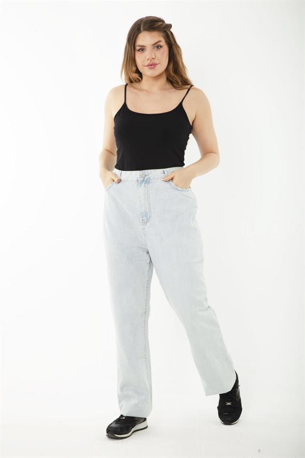 Kadın Büyük Beden Mavi Yıkama Efektli Yüksek Bel Kot Pantolon 65N37246