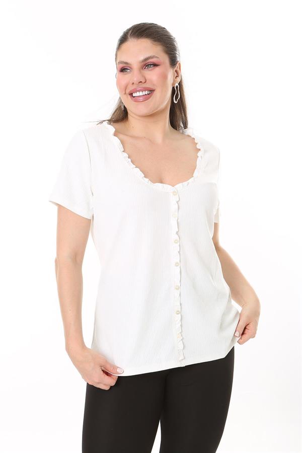 Kadın Büyük Beden Kemik Önü Süs Düğme Ve Yakası Fırfır Detaylı Kısa Kollu Bluz 65N37707