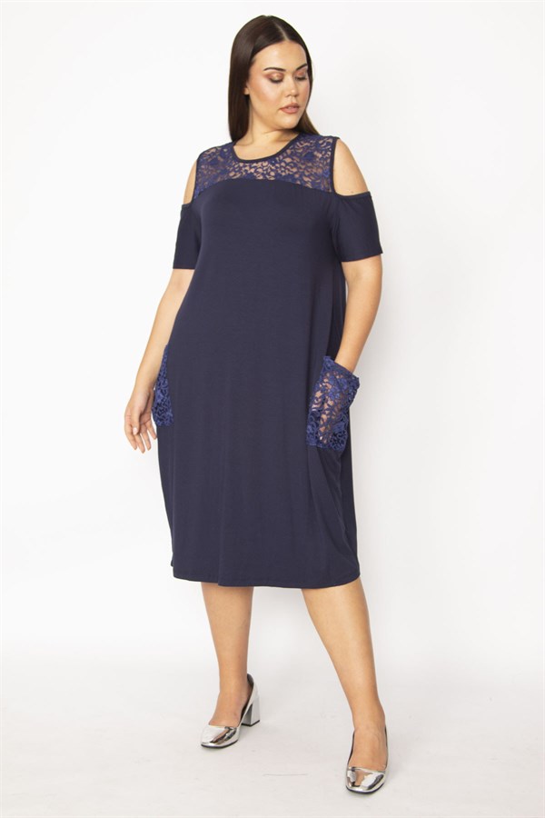Kadın Lacivert Cep Ve Ön Arka Robası Dantel Omuz Dekolteli Elbise 65N29528