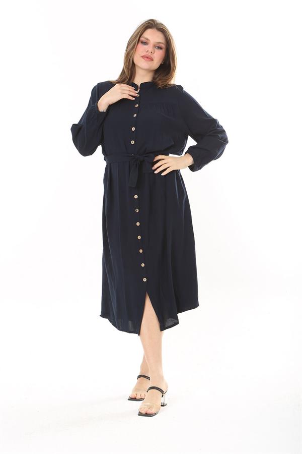 Kadın Lacivert Ön Düğmeli Roba Büzgülü Uzun Kuşaklı Elbise 65N37882