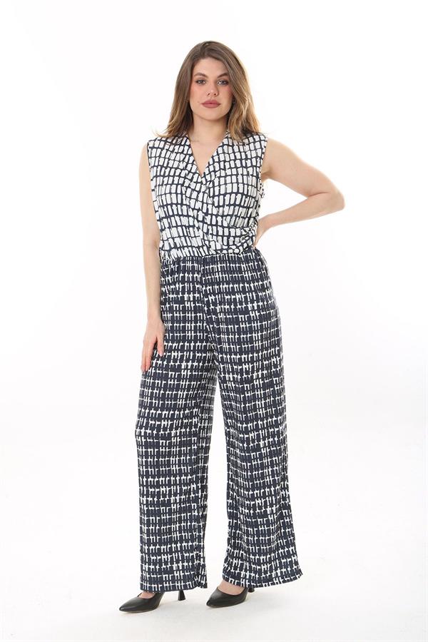 Kadın Büyük Beden Lacivert Anvelop Yakalı Geniş Paçalı Beli Lastikli Tulum 65N37635